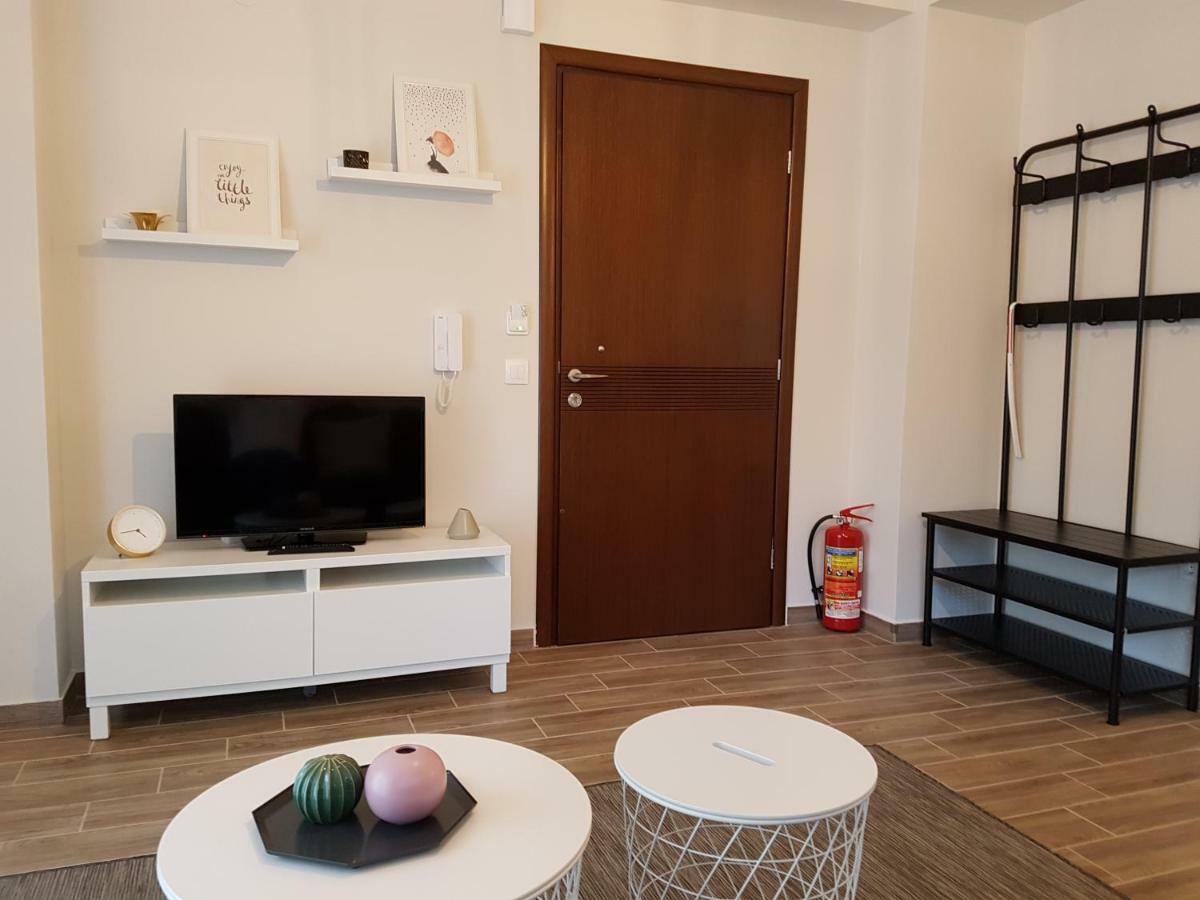 Fantastic Four Apartments Neo Epivates Exterior foto