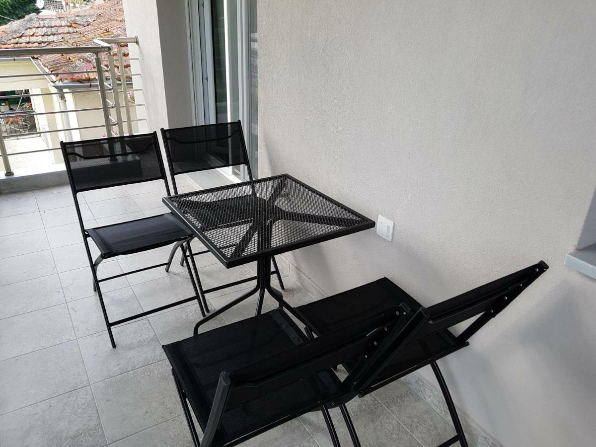 Fantastic Four Apartments Neo Epivates Exterior foto