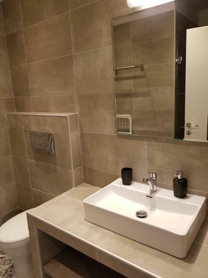Fantastic Four Apartments Neo Epivates Exterior foto