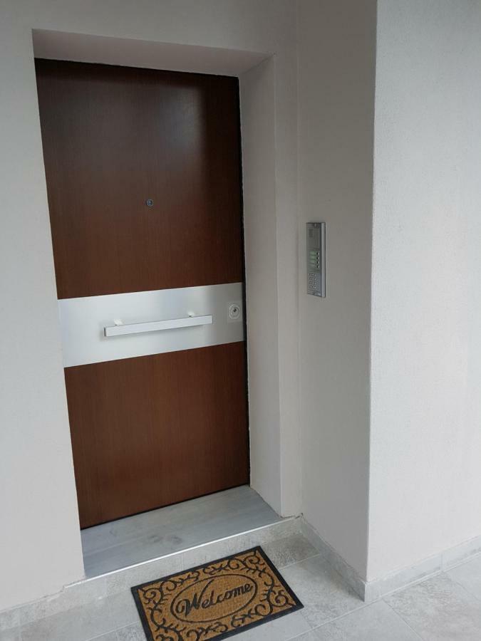 Fantastic Four Apartments Neo Epivates Exterior foto