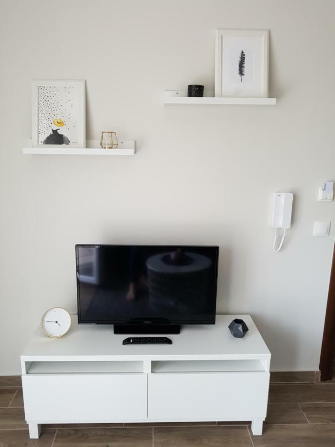 Fantastic Four Apartments Neo Epivates Exterior foto